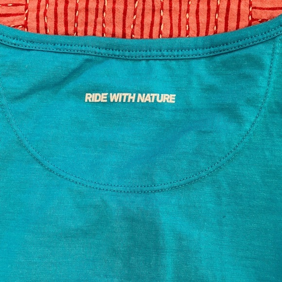 Icebreaker GT women’s medium Turquoise Sleeveless Performance run Top - Picture 16 of 16